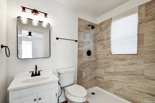 $1,395 | 844 San Manuel Avenue, San Antonio, TX 78237