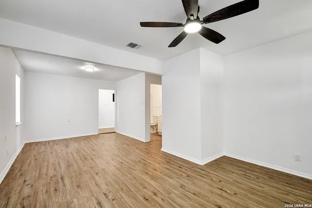 $1,395 | 844 San Manuel Avenue, San Antonio, TX 78237