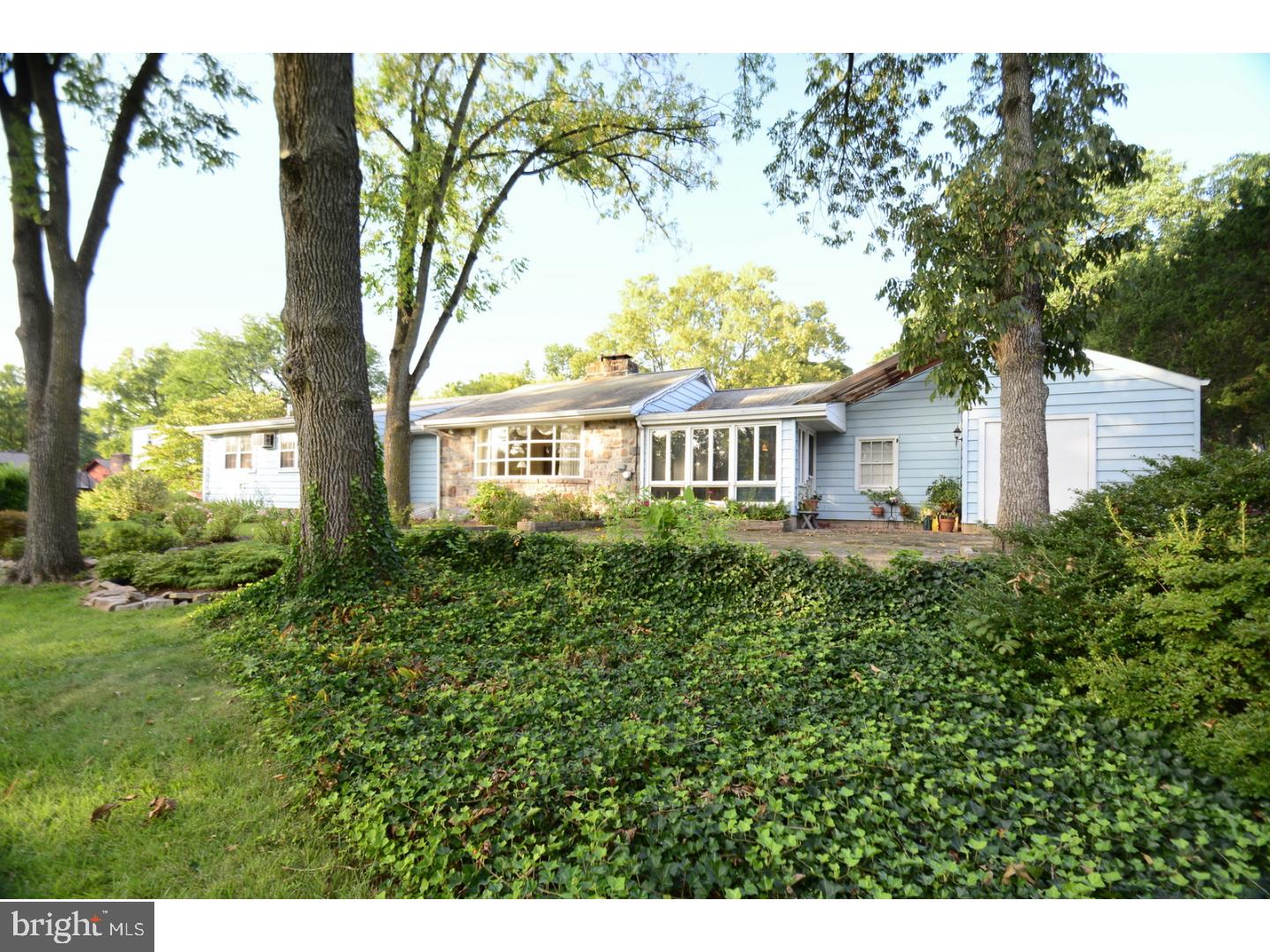 1144 Brooke Road Pottstown, PA 19464 - Photo 2 of 25 Gallery Image 2