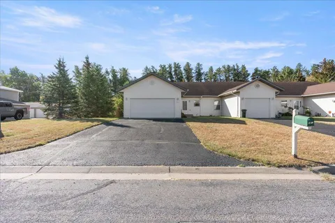 $199,900 | 2401 Hillcrest Drive, Brainerd, MN 56401