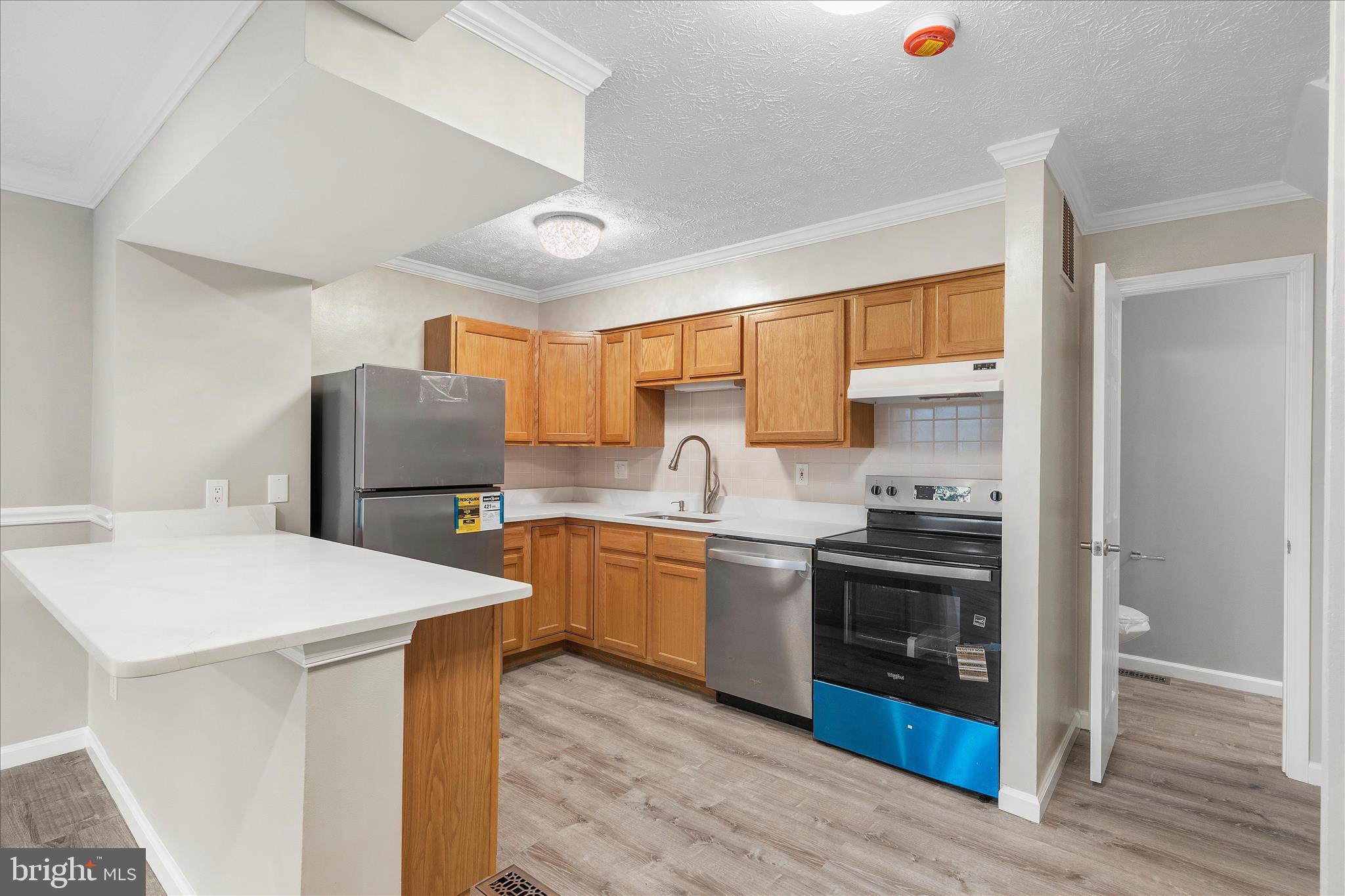 1121 Harvard Street Northwest, Unit F Washington, DC 20009 - Photo 12 of 40 Kitchen