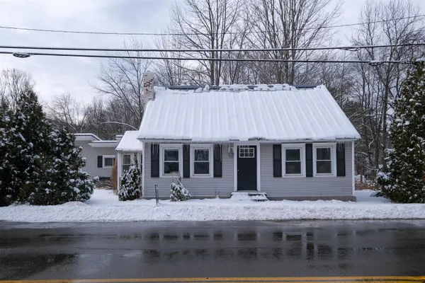 $390,000 | 198 Depot Street, Cavendish, VT 05153