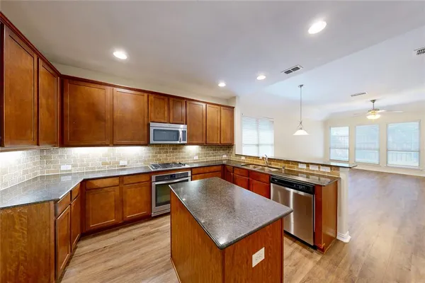 $375,000 | 3312 Glen Crest Lane, Denton, TX 76208