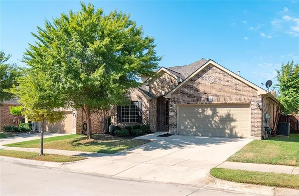 $375,000 | 3312 Glen Crest Lane, Denton, TX 76208
