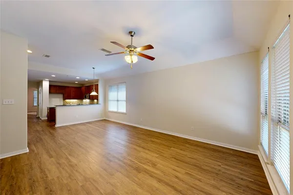 $375,000 | 3312 Glen Crest Lane, Denton, TX 76208