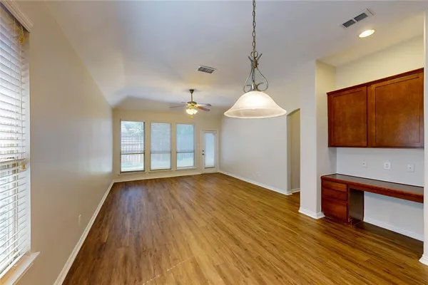 $375,000 | 3312 Glen Crest Lane, Denton, TX 76208