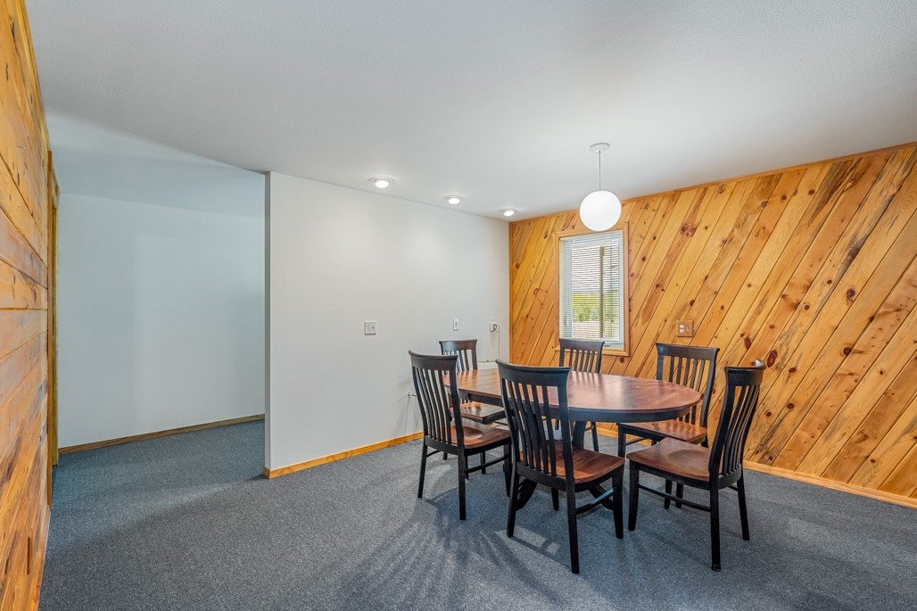 27 Beavertail Road Red Lodge, MT 59068 - Photo 24 of 32 Gallery Image 24
