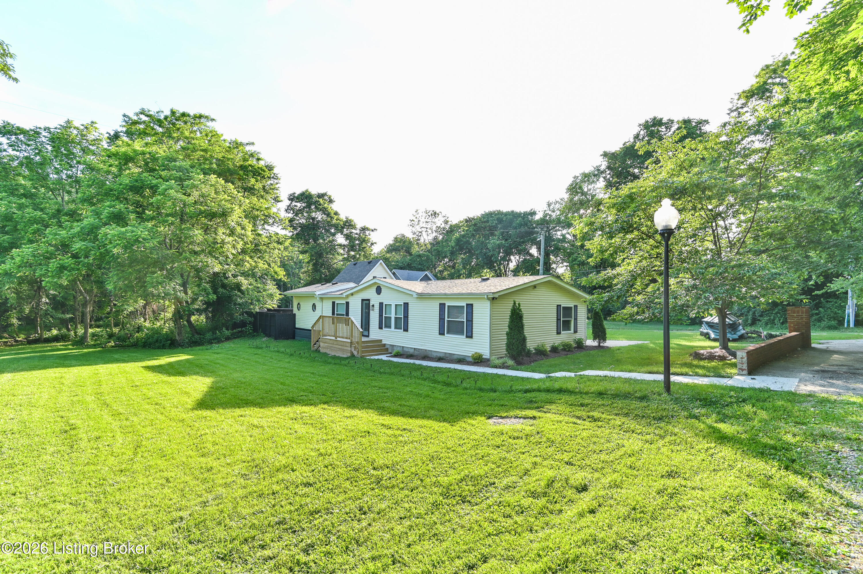 7614 Fraziertown Road Pewee Valley, KY 40056 - Photo 43 of 44 06 20260603-0281
