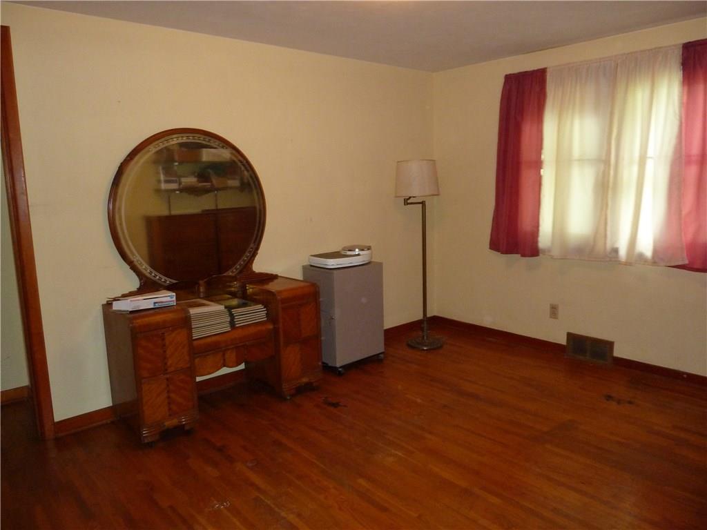 235 Chestnut Street Indiana, PA 15701 - Photo 7 of 9 BEDROOM