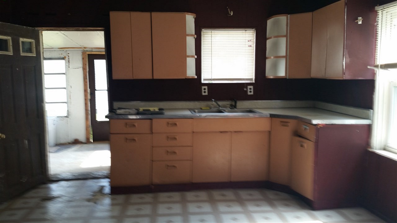 922 Harrison Street Decatur, IN 46733 - Photo 3 of 6