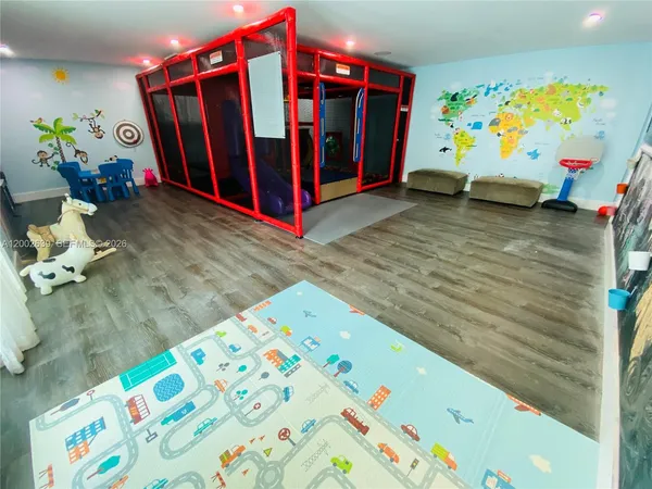 $3,300 | 950 Brickell Bay Drive, Unit 3703, Miami, FL 33131