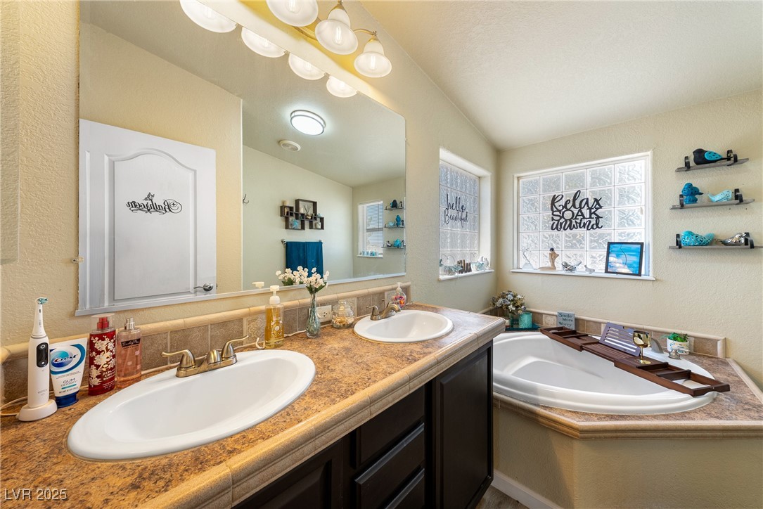 2600 West Gamebird Road Pahrump, NV 89048 - Photo 25 of 37