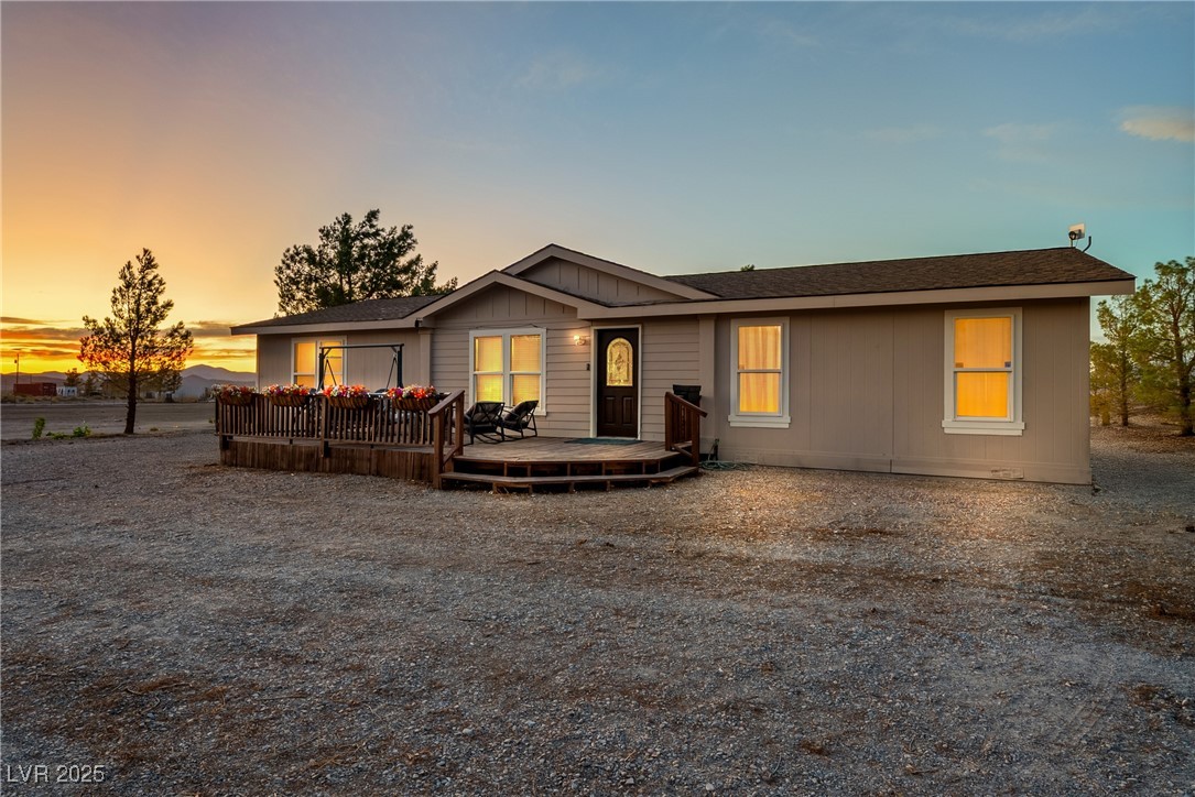 2600 West Gamebird Road Pahrump, NV 89048 - Photo 4 of 37