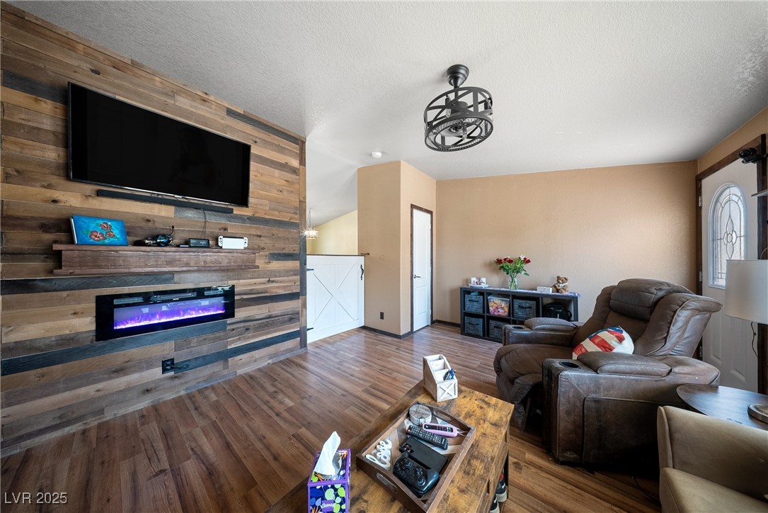 2600 West Gamebird Road Pahrump, NV 89048 - Photo 7 of 37