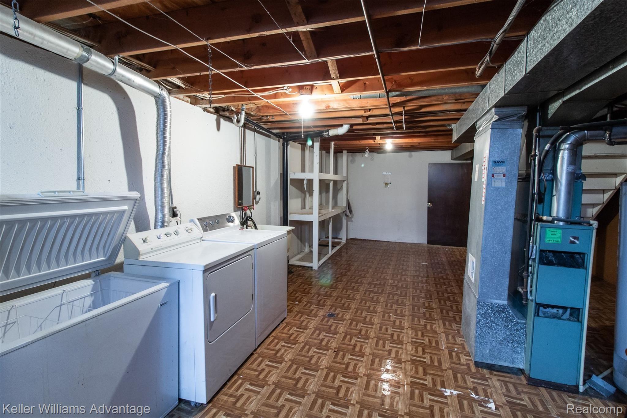 24861 Greenhill Road Warren, MI 48091 - Photo 21 of 25 GreenhillRd_24861_Laundry_02.jpg