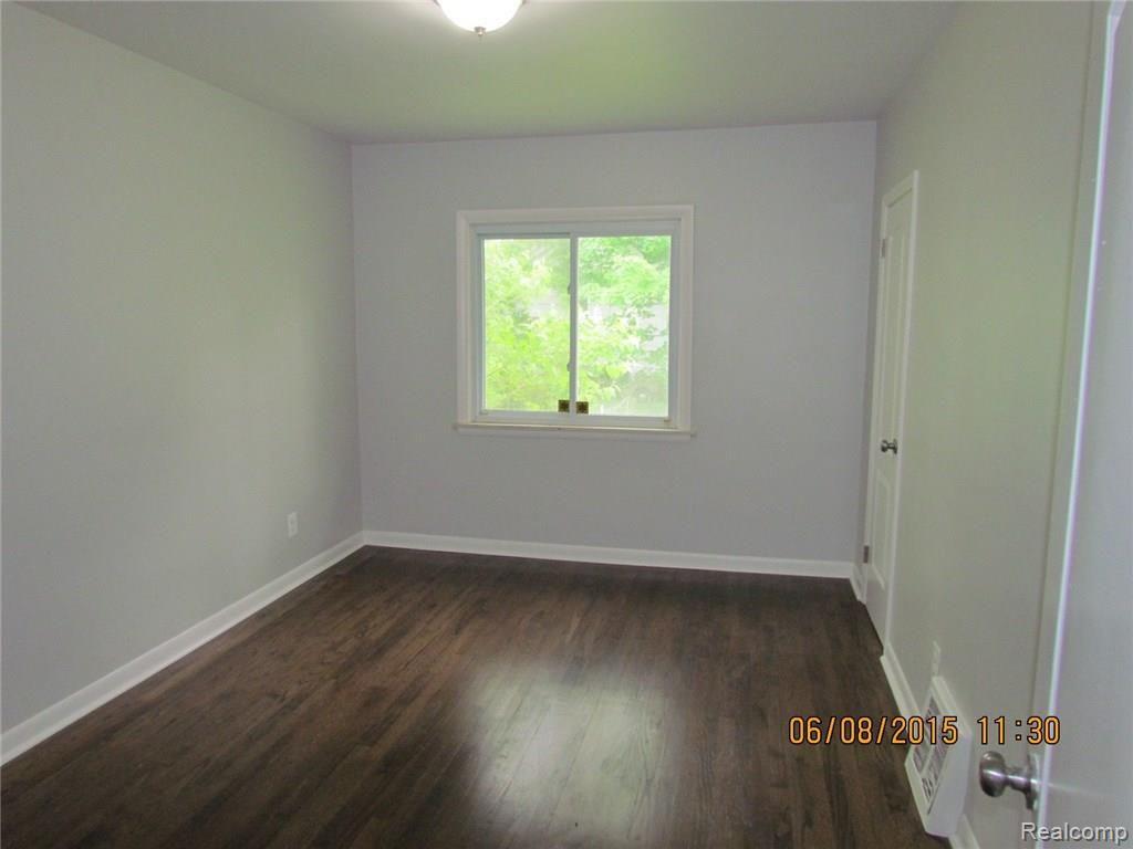 600 East Auburn Road Rochester, MI 48307 - Photo 6 of 9 IMG_3553.JPG