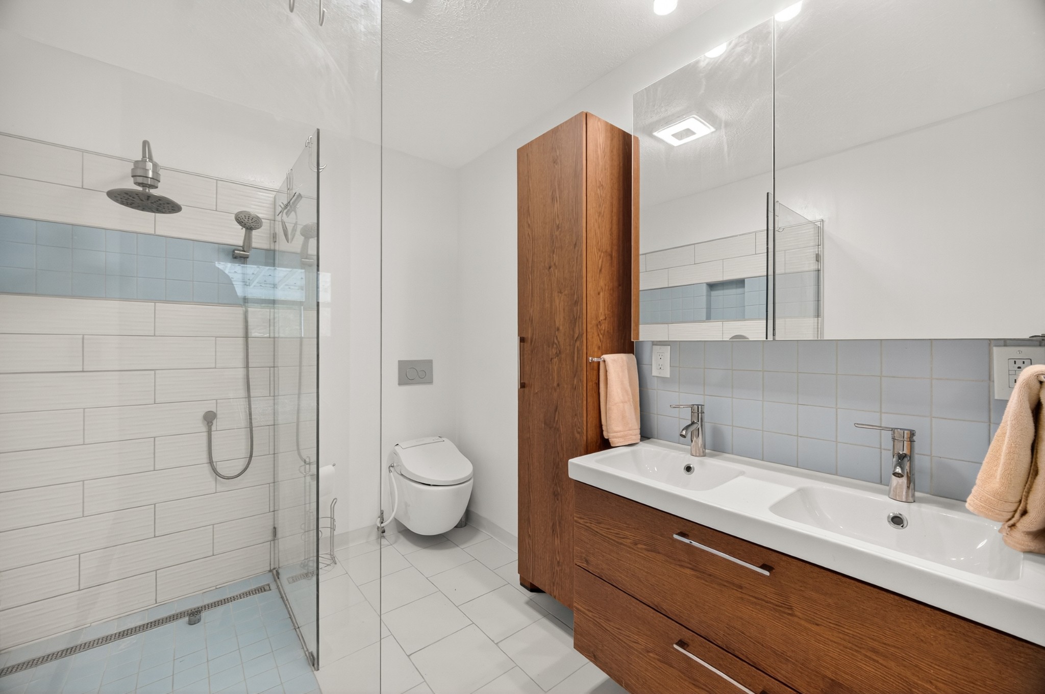 34383 Ardmore Ridge Road Prospect, TN 38477 - Photo 16 of 51 a bathroom with a sink a toilet and shower
