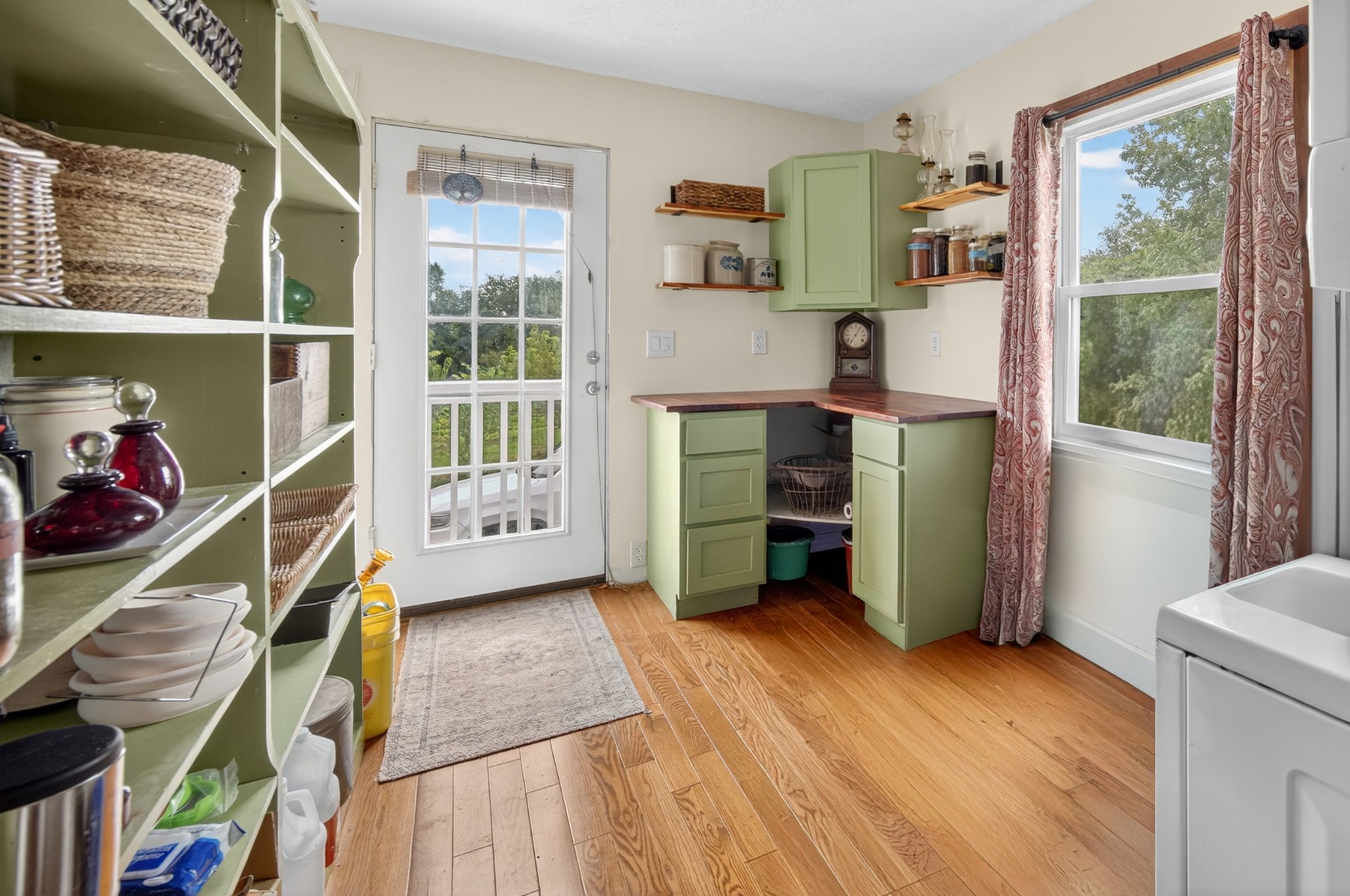 34383 Ardmore Ridge Road Prospect, TN 38477 - Photo 20 of 51 a view of an empty room with furniture and a window