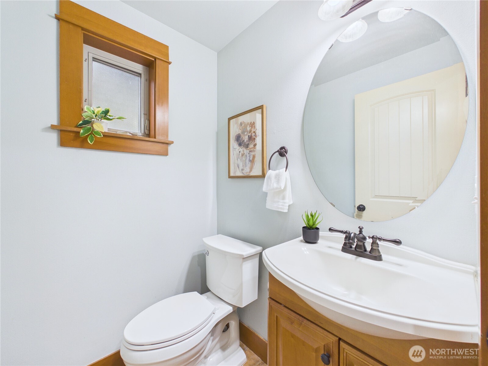 741 North 94th Street, Unit B Seattle, WA 98103 - Photo 20 of 32