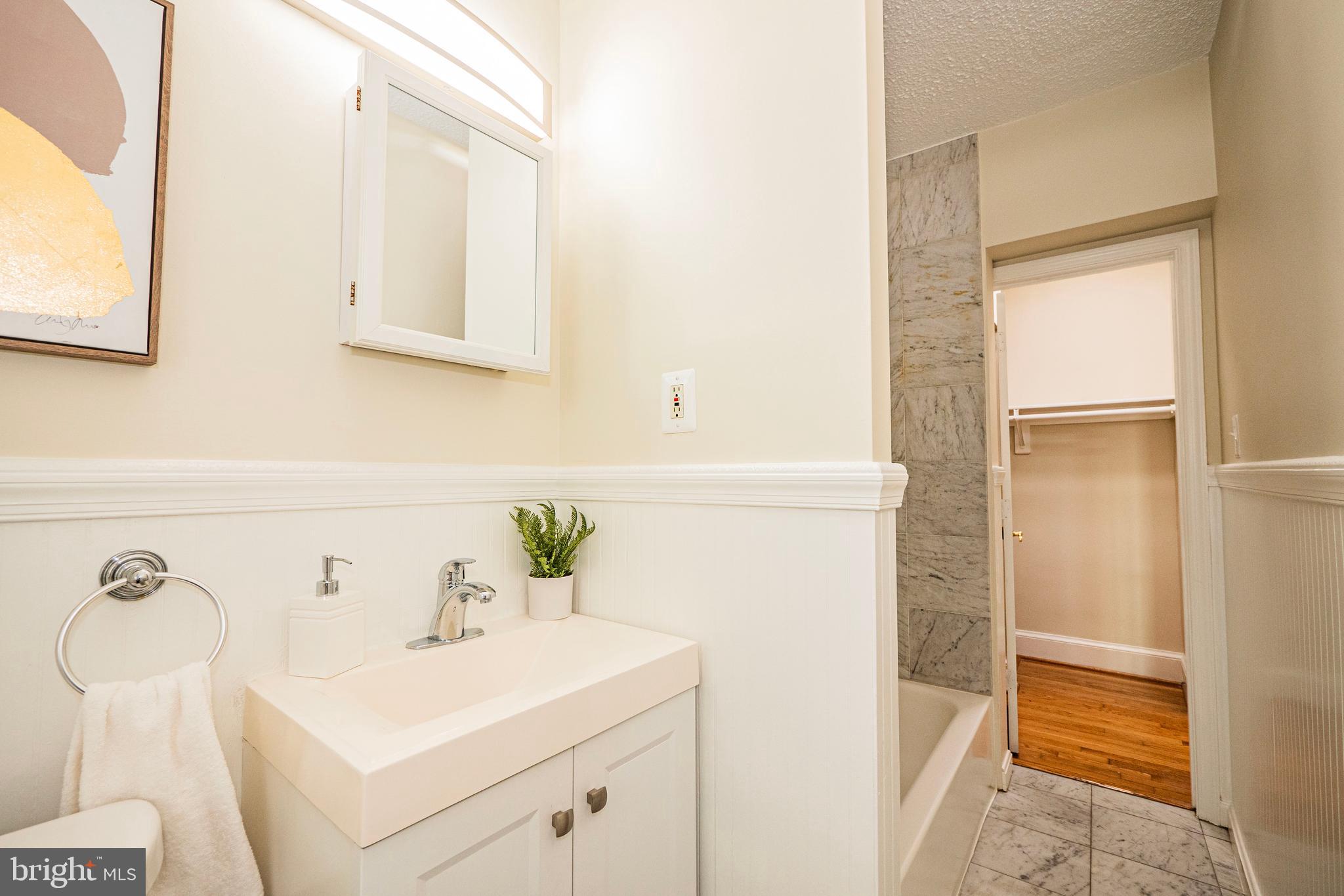 1401 Columbia Road Northwest, Unit 312 Washington, DC 20009 - Photo 22 of 39 Gallery Image 22