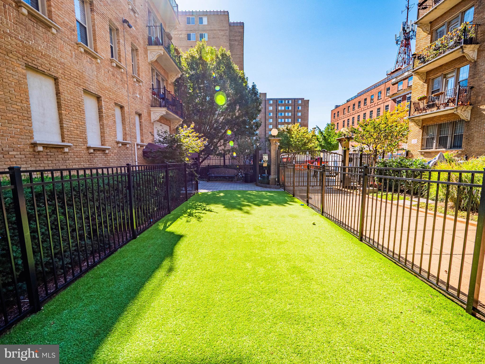 1401 Columbia Road Northwest, Unit 312 Washington, DC 20009 - Photo 32 of 39 Gallery Image 32