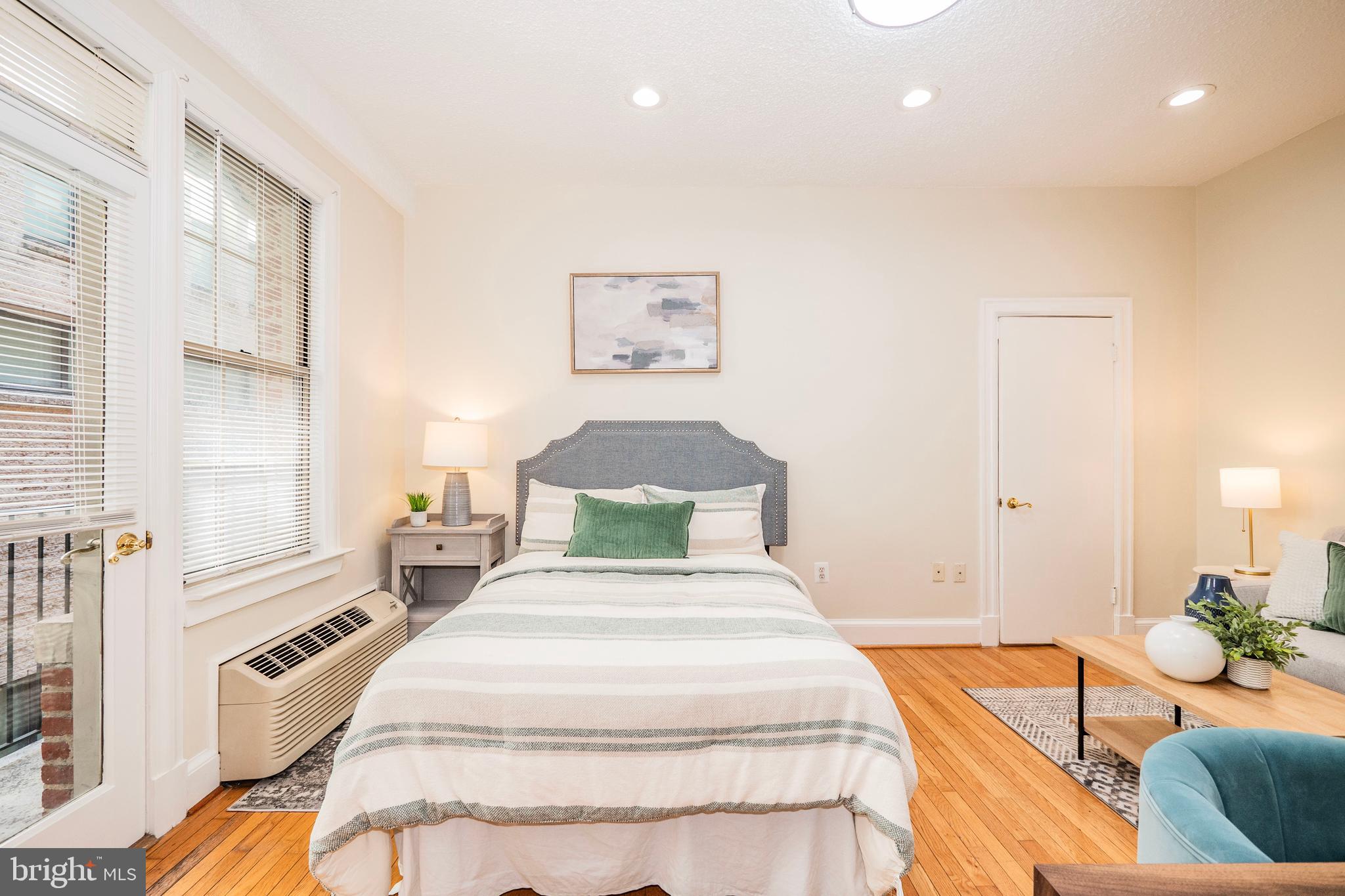 1401 Columbia Road Northwest, Unit 312 Washington, DC 20009 - Photo 9 of 39 Gallery Image 9