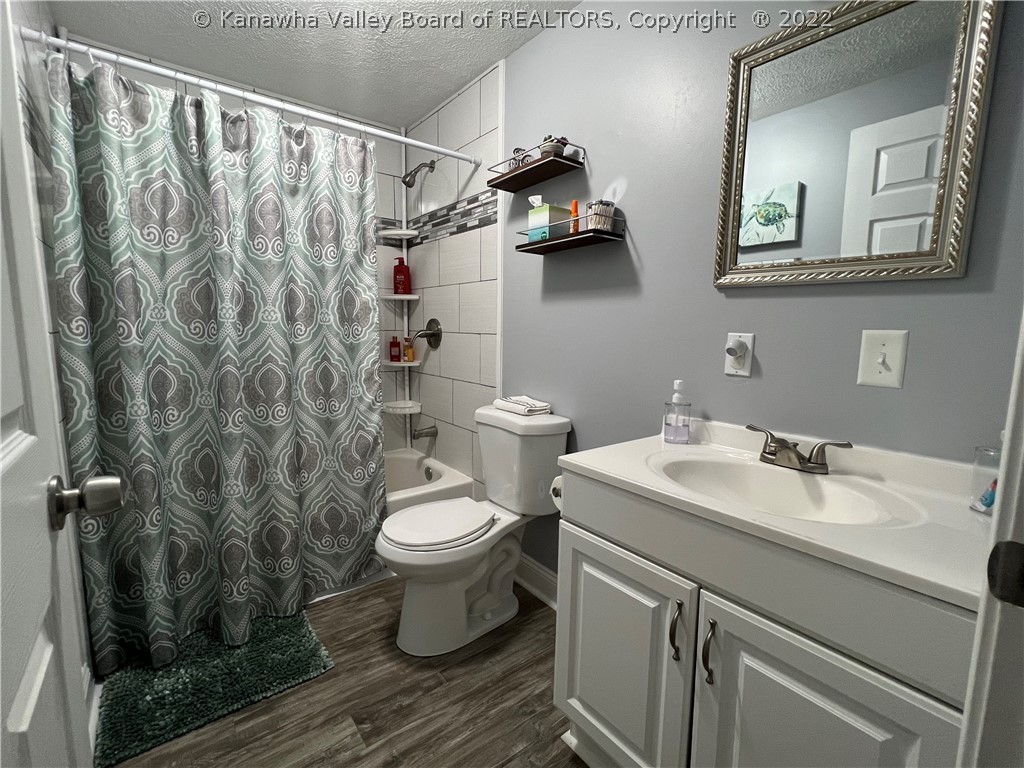 13661 Ripley Road Point Pleasant, WV 25550 - Photo 23 of 44 SECOND FULL BATHROOM