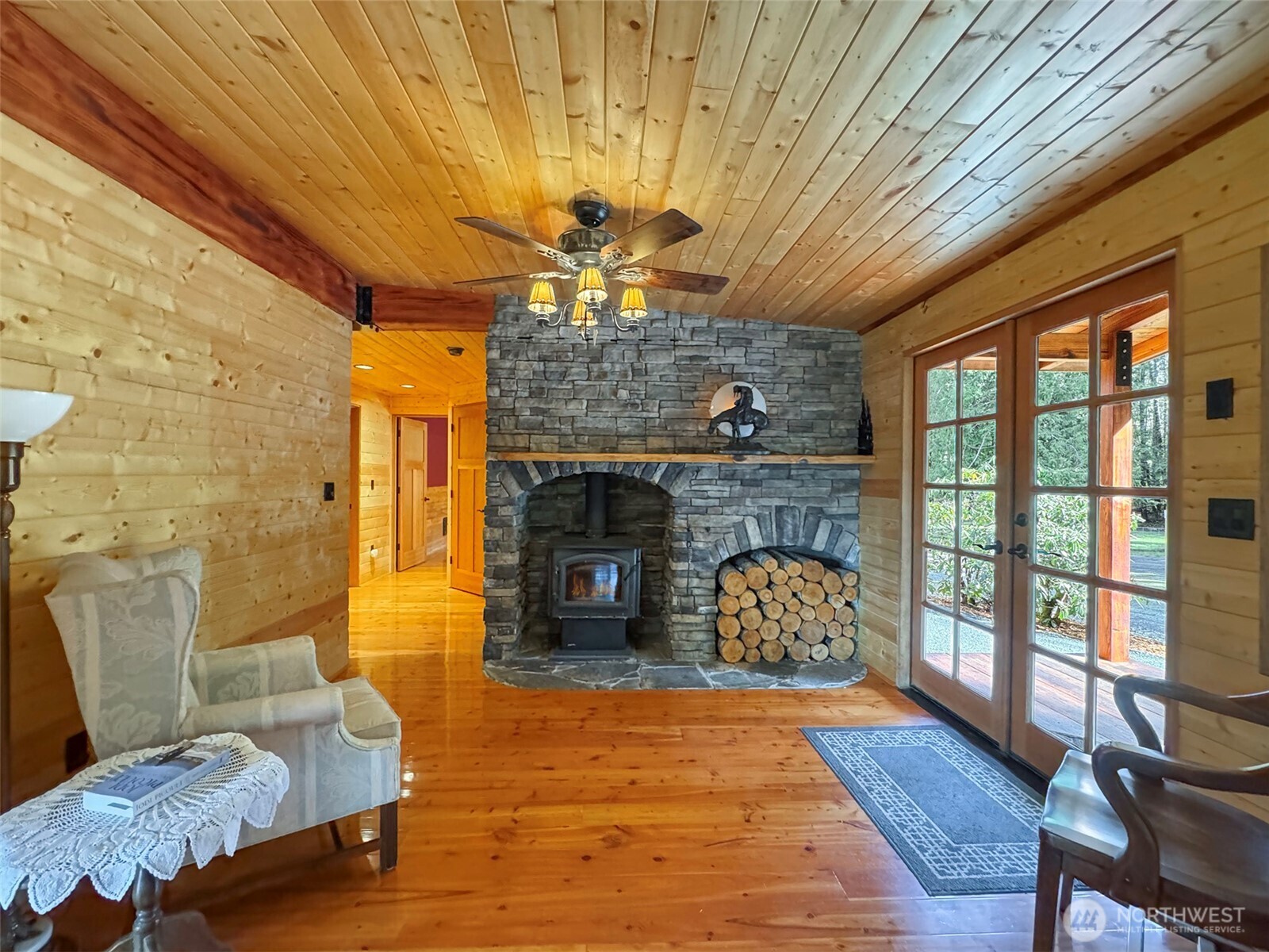 504 Rife Road Port Angeles, WA 98363 - Photo 4 of 40 Gallery Image 4
