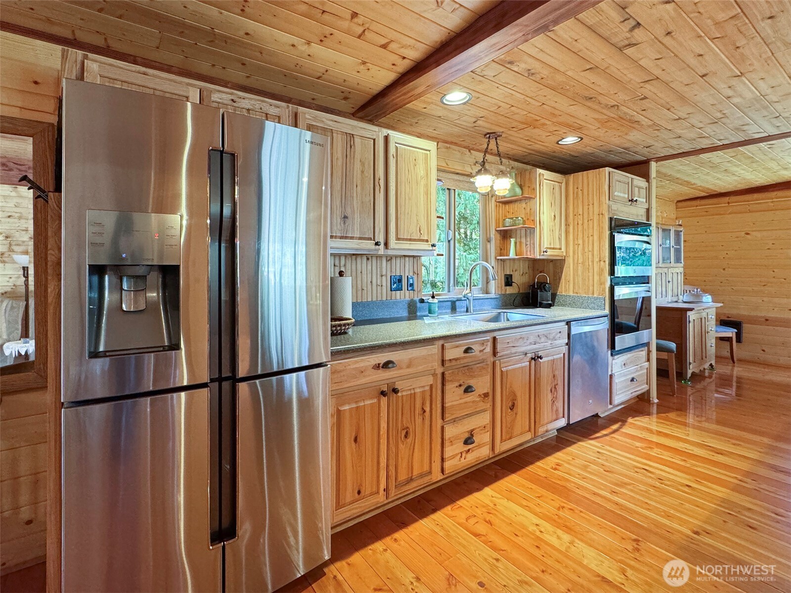 504 Rife Road Port Angeles, WA 98363 - Photo 6 of 40 Gallery Image 6