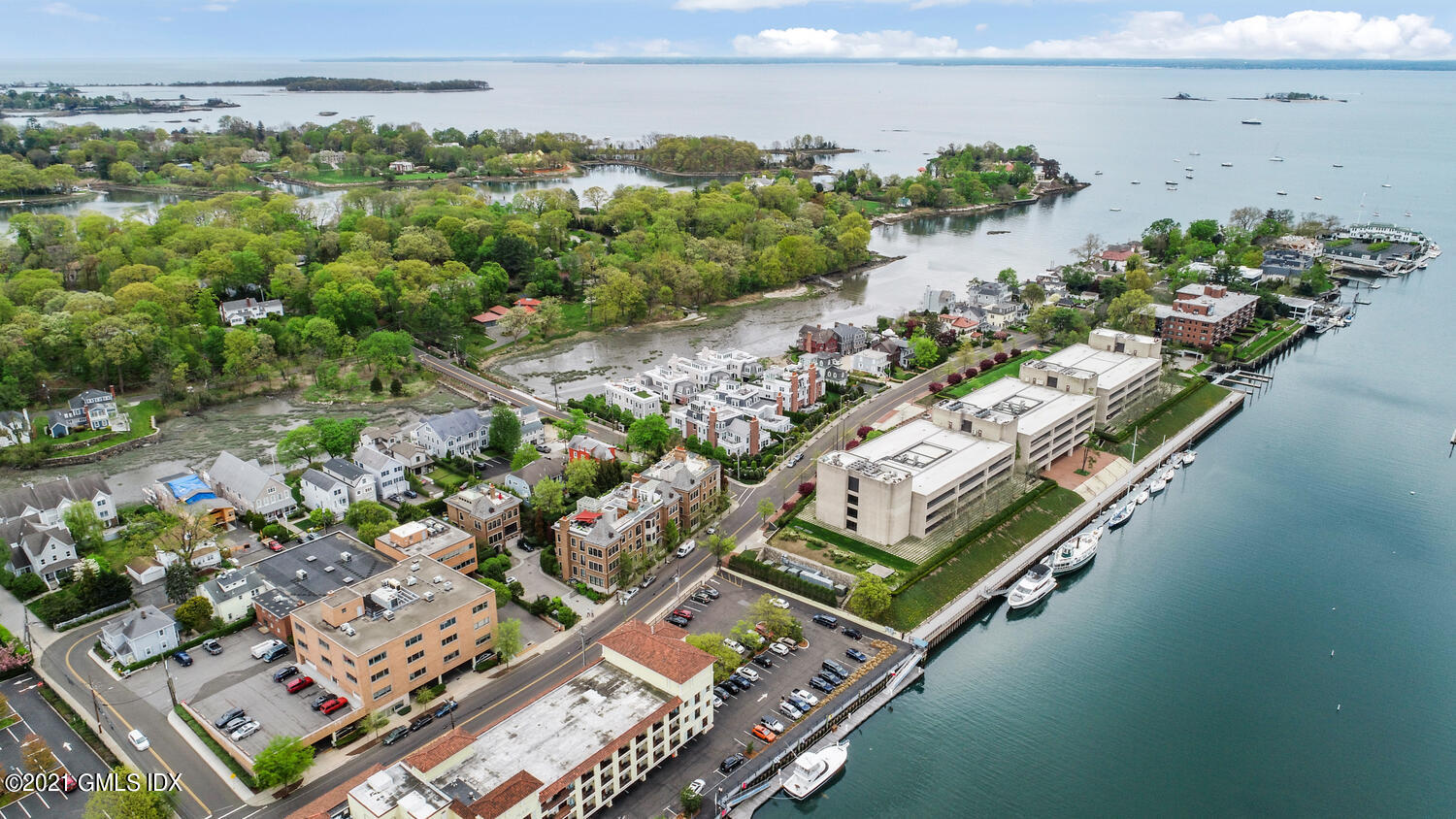 559 Steamboat Road, Unit B2 Greenwich, CT 06830 - Photo 4 of 49 559 Steamboat Road Aerial Views