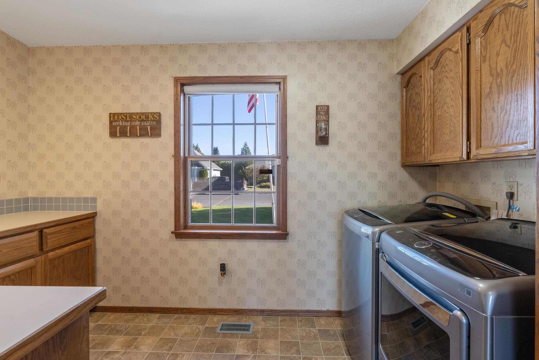 10103 North Ridgecrest Drive Spokane, WA 99208 - Photo 17 of 36
