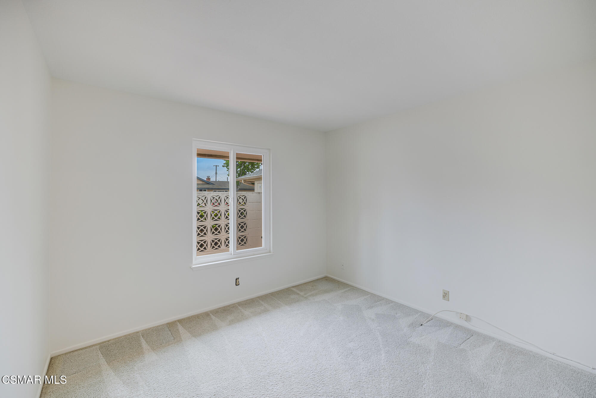 3491 Rivermore Street Camarillo, CA 93010 - Photo 28 of 49 a view of an empty room and window