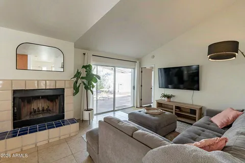 $430,000 | 13829 North 43rd Street, Phoenix, AZ 85032