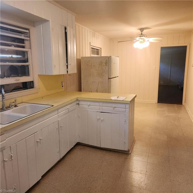 4740 Country Club Road Winston-Salem, NC 27104 - Photo 2 of 3 Gallery Image 2