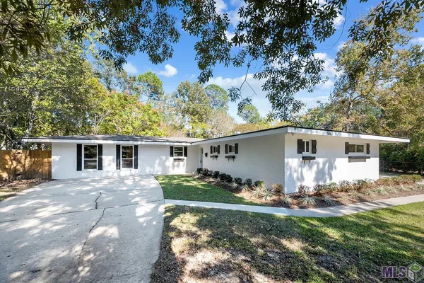 $495,000 | 5163 Abelia Drive, Baton Rouge, LA 70808