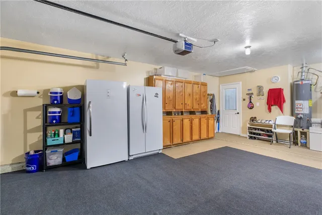 $379,000 | 125 Golfview Drive, Hilltop Lakes, TX 77871