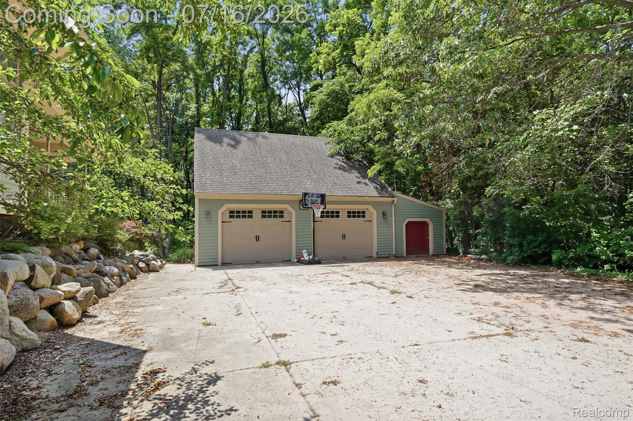 9201 Mabley Hill Road Fenton, MI 48430 - Photo 48 of 70 49.jpg