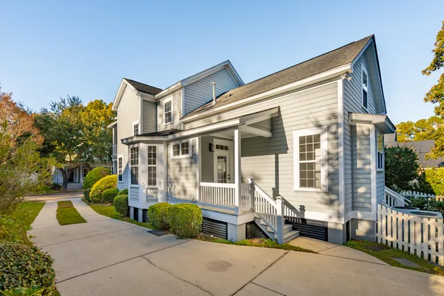 $674,000 | 2315 High Tide Drive, Charleston, SC 29414