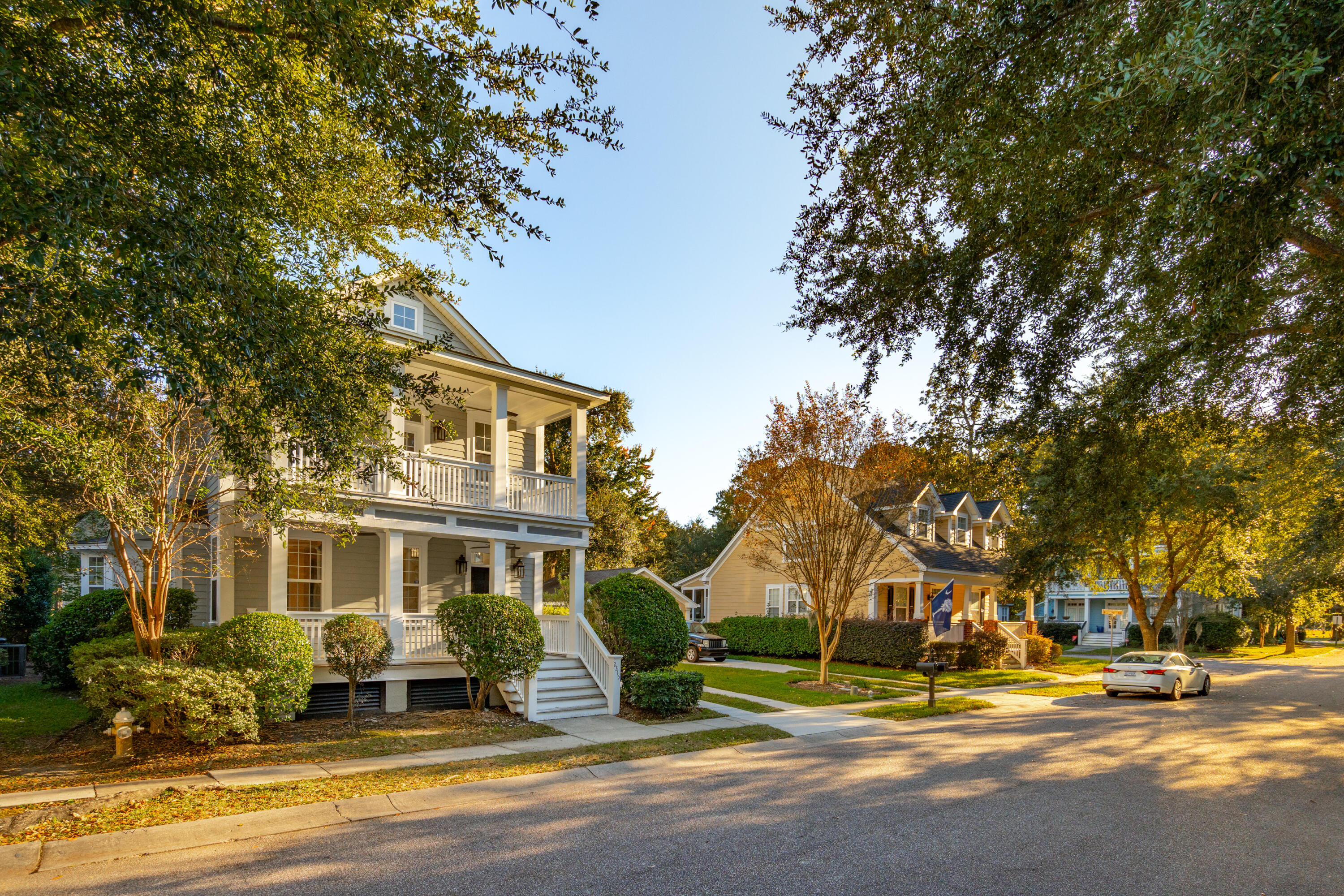 2315 High Tide Drive Charleston, SC 29414 - Photo 3 of 31 2315HighTideDr-KeenEyeMarketing-002