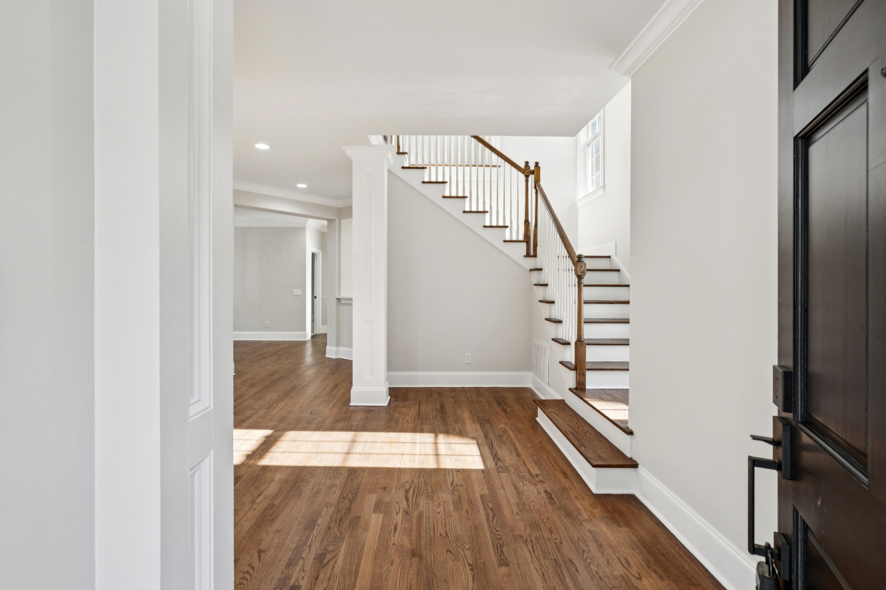 2315 High Tide Drive Charleston, SC 29414 - Photo 5 of 31 2315HighTideDr-KeenEyeMarketing-007