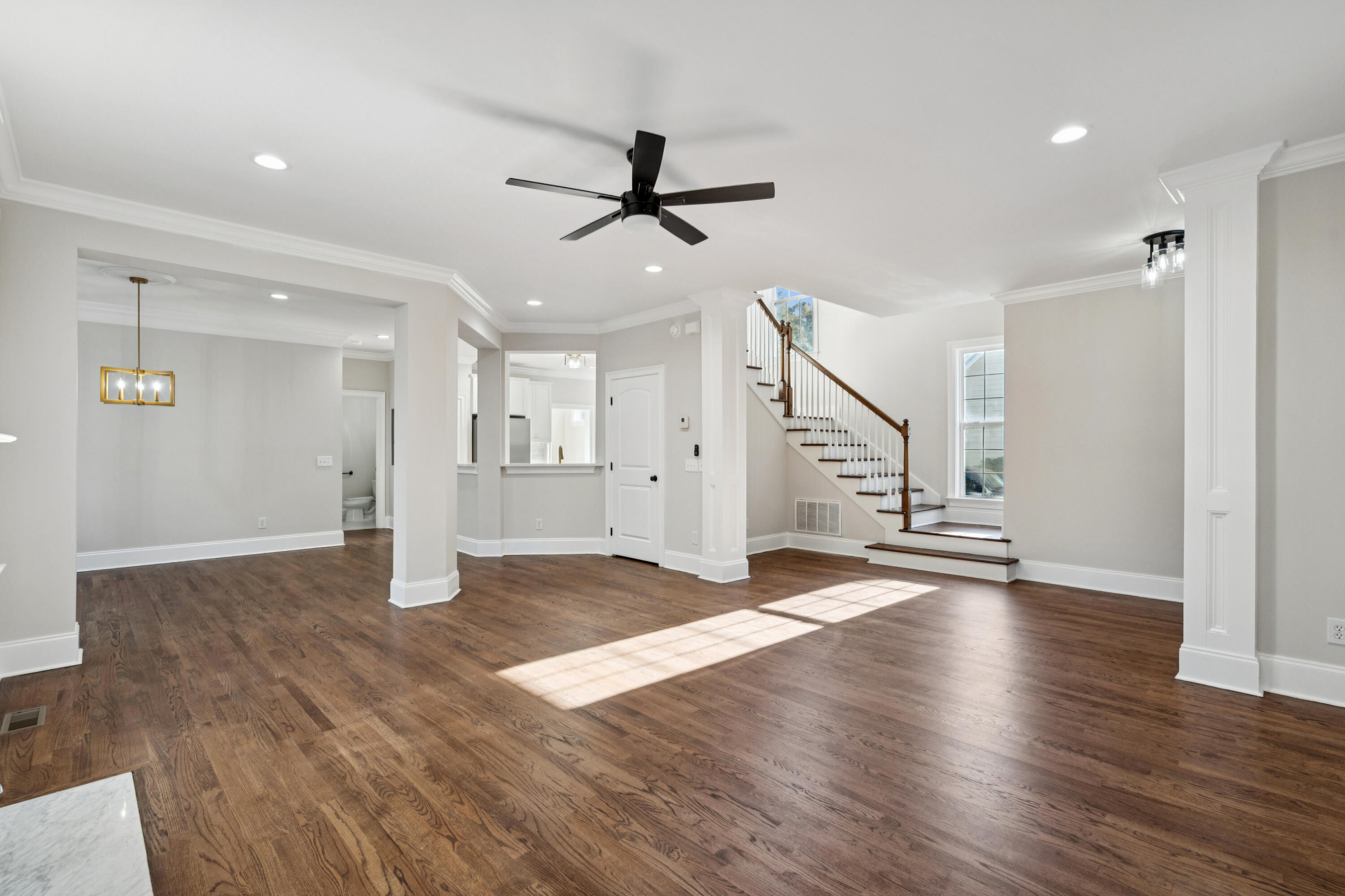 2315 High Tide Drive Charleston, SC 29414 - Photo 7 of 31 2315HighTideDr-KeenEyeMarketing-011