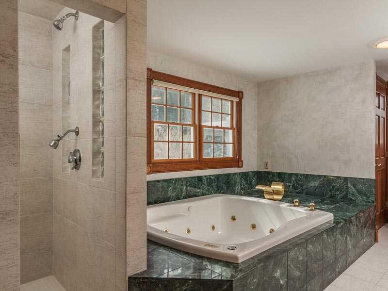 69 Joppa Road Southport, ME 04576 - Photo 19 of 27 Master Bath/Spa. Master Bath