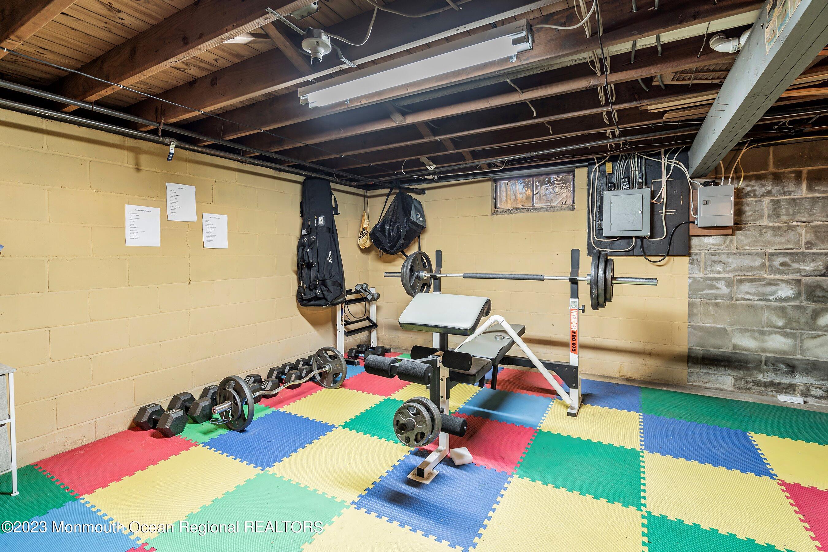 406 Millstone Road Clarksburg, NJ 08510 - Photo 17 of 31 25-Basement 1B