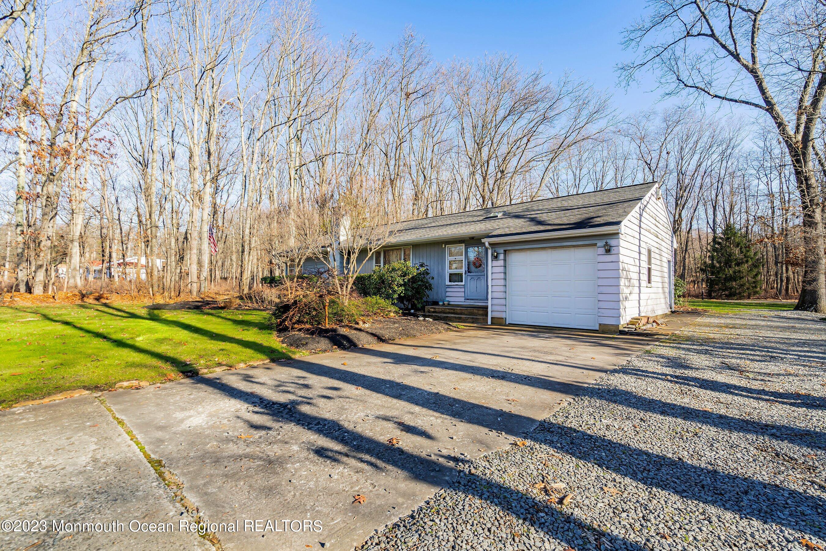 406 Millstone Road Clarksburg, NJ 08510 - Photo 31 of 31 06-Front Right REMOVED