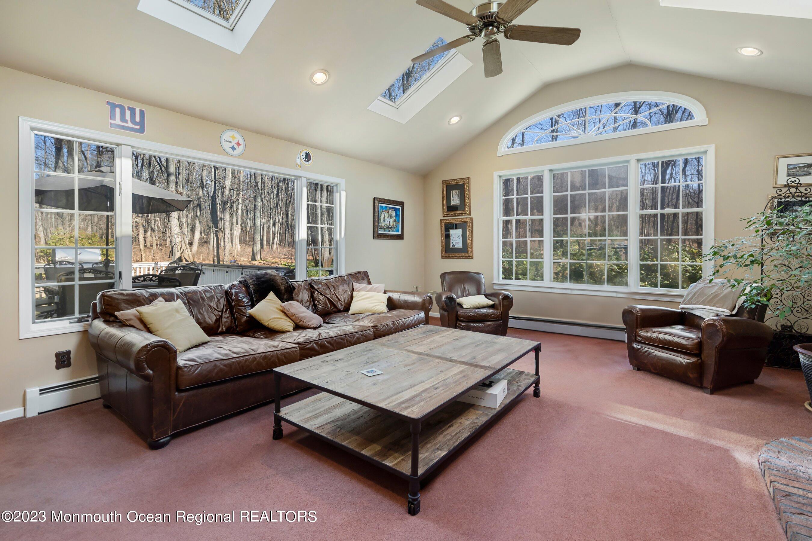 406 Millstone Road Clarksburg, NJ 08510 - Photo 7 of 31 15-Living 1B NO TREE