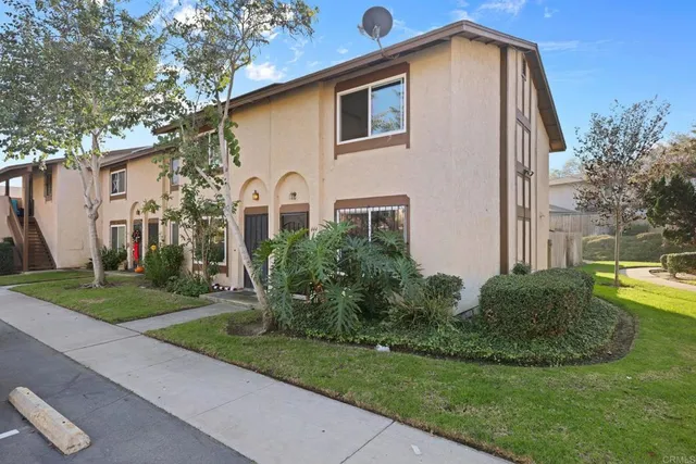 $470,000 | 444 Ridgeway Court, Spring Valley, CA 91977