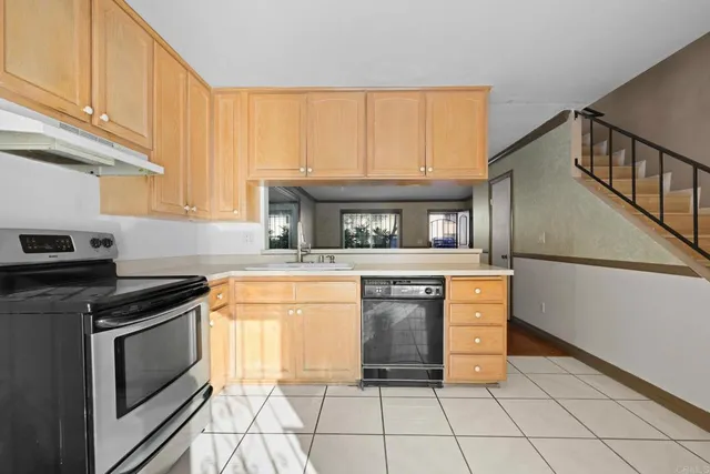 $470,000 | 444 Ridgeway Court, Spring Valley, CA 91977