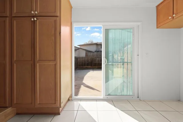 $470,000 | 444 Ridgeway Court, Spring Valley, CA 91977