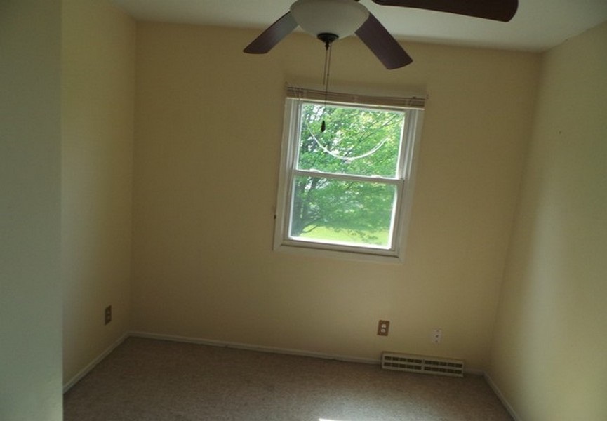 240 West Wilkinson Road Owosso, MI 48867 - Photo 14 of 17 31348166-13.JPG