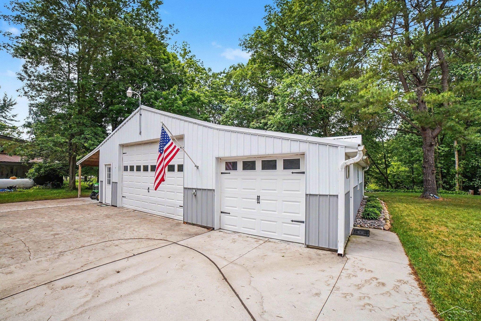 3850 South Fenmore Road Merrill, MI 48637 - Photo 32 of 37